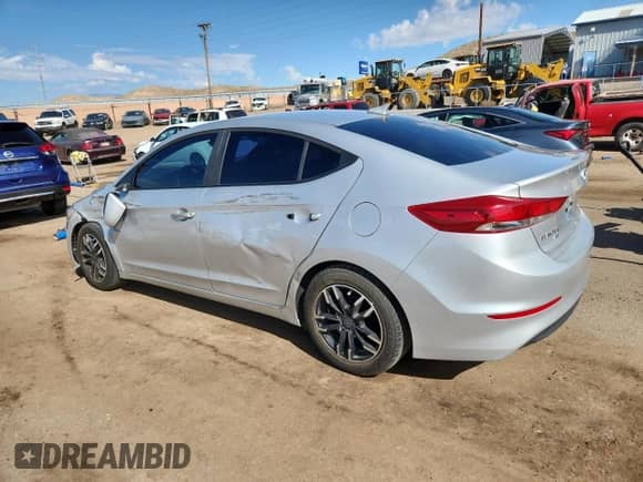 2017 Hyundai Elantra SE z VIN 5NPD74LF0HH201576, wystawiony jako Copart lot #85171515 z przebiegiem 81 010 mil mil oraz Szkoda całkowita • Salvage title. Historia ofert i sprzedaży dostępna na DreamBid. Obrazek 2.