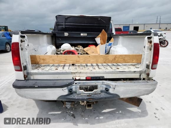 ✅ 2002 Ford F-350 XL • VIN: 1FTWW32F22EC74298 • Lot: 58506285. Wystawiony na Copart z przebiegiem 507 387 mil. Bezpłatny archiwum sprzedaży aukcyjnych z USA i szczegółowy raport historii pojazdu na DreamBid. Zdjęcie 6.