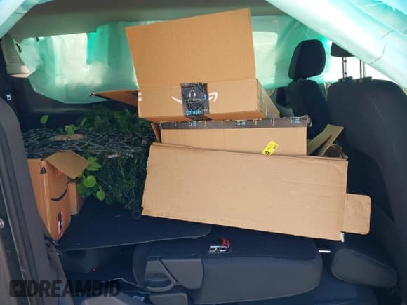 ✅ 2022 Ford Transit Connect XLT • VIN: NM0GE9F24N1543380 • Lot: 40194457. Listed on IAAI with 26,050 mi. Free auction sales archive from the USA and detailed vehicle history report at DreamBid. Image 8.