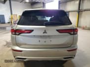 ✅ 2023 Mitsubishi Outlander SE • VIN: JA4J4UA83PZ017623 • Lot: 89489245. Wystawiony na Copart z przebiegiem Nie podano. Bezpłatny archiwum sprzedaży aukcyjnych z USA i szczegółowy raport historii pojazdu na DreamBid. Zdjęcie 6.