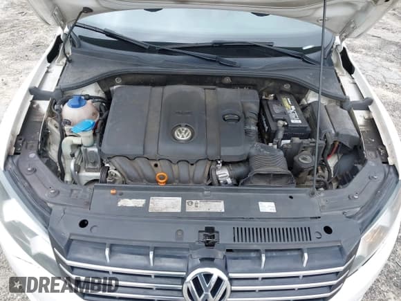 ✅ 2013 Volkswagen Passat SEL • VIN: 1VWCP7A37DC070316 • Lot: 42920334. Listed on IAAI with 211,425 mi. Free auction sales archive from the USA and detailed vehicle history report at DreamBid. Image 10.