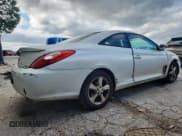 ✅ 2006 Toyota Solara SE • VIN: 4T1CA38PX6U066937 • Lot: 84354795. Wystawiony na Copart z przebiegiem 198 945 mil. Bezpłatny archiwum sprzedaży aukcyjnych z USA i szczegółowy raport historii pojazdu na DreamBid. Zdjęcie 3.