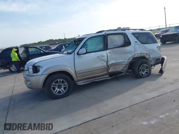 ✅ 2006 Toyota Sequoia Limited • VIN: 5TDZT38A16S264525 • Lot: 42735651. Wystawiony na IAAI z przebiegiem 222 784 mil. Bezpłatny archiwum sprzedaży aukcyjnych z USA i szczegółowy raport historii pojazdu na DreamBid. Zdjęcie 19.