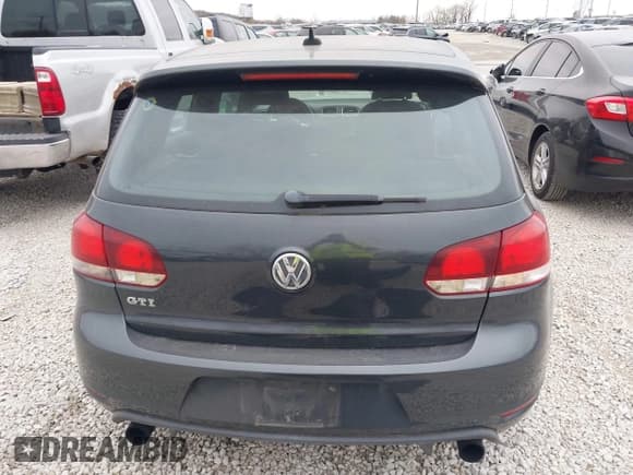 ✅ 2012 Volkswagen Golf GTI Autobahn • VIN: WVWFD7AJ2CW197754 • Lot: 43683409. Listed on IAAI with 106,049 mi. Free auction sales archive from the USA and detailed vehicle history report at DreamBid. Image 17.