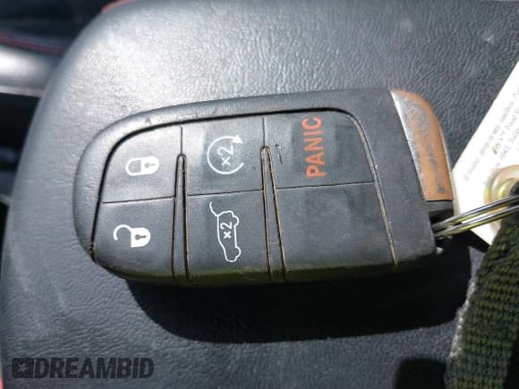 ✅ 2019 Jeep Compass Trailhawk • VIN: 3C4NJDDB8KT597782 • Lot: 43368576. Wystawiony na IAAI z przebiegiem 116 485 mil. Bezpłatny archiwum sprzedaży aukcyjnych z USA i szczegółowy raport historii pojazdu na DreamBid. Zdjęcie 11.