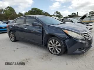 ✅ 2013 Hyundai Sonata SE • VIN: 5NPEC4AC6DH546808 • Lot: 76736814. Wystawiony na Copart z przebiegiem 248 073 mil. Bezpłatny archiwum sprzedaży aukcyjnych z USA i szczegółowy raport historii pojazdu na DreamBid. Zdjęcie 4.
