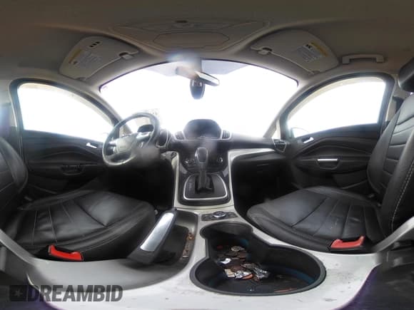 ✅ 2013 Ford C-Max SEL • VIN: 1FADP5BU7DL544628 • Lot: 41583426. Wystawiony na IAAI z przebiegiem 230 761 mil. Bezpłatny archiwum sprzedaży aukcyjnych z USA i szczegółowy raport historii pojazdu na DreamBid. Zdjęcie 17.