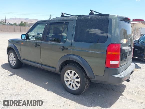 ✅ 2006 Land Rover LR3 SE • VIN: SALAE25436A396028 • Lot: 42634180. Wystawiony na IAAI z przebiegiem 151 426 mil. Bezpłatny archiwum sprzedaży aukcyjnych z USA i szczegółowy raport historii pojazdu na DreamBid. Zdjęcie 3.