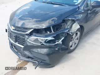 2016 Chevrolet Cruze LS с VIN 1G1BC5SM2G7258267, выставлен на аукционе IAAI как лот 43315953 с пробегом 104 090 миль миль и . История ставок и продаж доступна на DreamBid. Изображение 6.