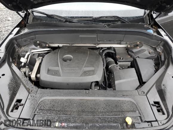 ✅ 2016 Volvo XC90 T5 Momentum • VIN: YV4102XK9G1073909 • Lot: 51973145. Listed on Copart with 99,483 mi. Free auction sales archive from the USA and detailed vehicle history report at DreamBid. Image 12.