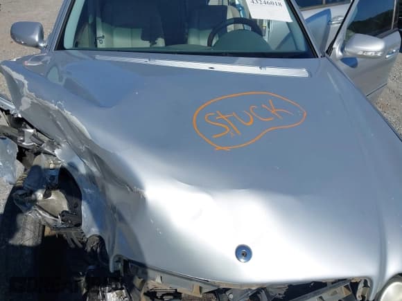 ✅ 2007 Mercedes-Benz E 350 • VIN: WDBUF87X87X210914 • Lot: 43246018. Listed on IAAI with 134,728 mi. Free auction sales archive from the USA and detailed vehicle history report at DreamBid. Image 10.