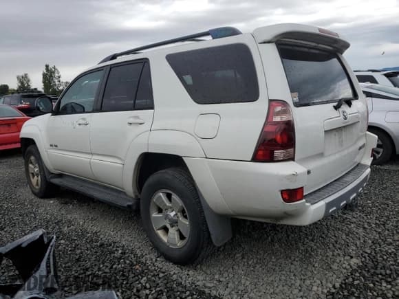 ✅ 2004 Toyota 4Runner SR5 Sport • VIN: JTEBU14R140053920 • Lot: 81890945. Listed on Copart with 141,144 mi. Free auction sales archive from the USA and detailed vehicle history report at DreamBid. Image 2.