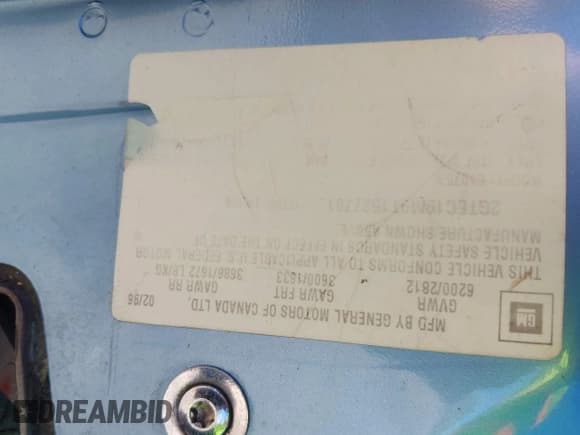 ✅ 1996 GMC Sierra 1500 • VIN: 2GTEC19M9T1527701 • Lot: 43289683. Wystawiony na IAAI z przebiegiem 297 195 mil. Bezpłatny archiwum sprzedaży aukcyjnych z USA i szczegółowy raport historii pojazdu na DreamBid. Zdjęcie 9.