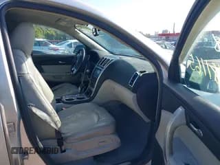 ✅ 2009 GMC Acadia SLT1 • VIN: 1GKEV23D59J142440 • Lot: 43181165. Wystawiony na IAAI z przebiegiem 157 663 mil. Bezpłatny archiwum sprzedaży aukcyjnych z USA i szczegółowy raport historii pojazdu na DreamBid. Zdjęcie 5.