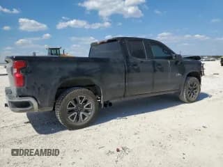 ✅ 2020 Chevrolet Silverado 1500 LT • VIN: 1GCRWCED0LZ356368 • Lot: 74044584. Wystawiony na Copart z przebiegiem 128 794 mil. Bezpłatny archiwum sprzedaży aukcyjnych z USA i szczegółowy raport historii pojazdu na DreamBid. Zdjęcie 3.