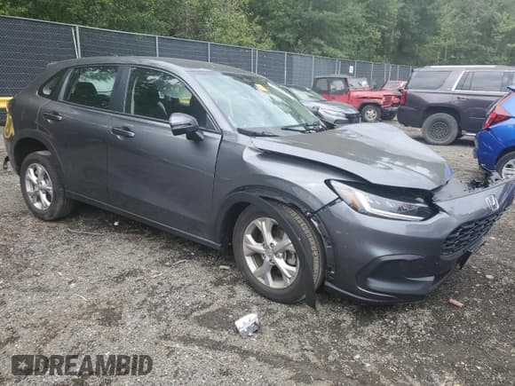 ✅ 2024 Honda HR-V LX • VIN: 3CZRZ2H35RM780475 • Lot: 81952485. Wystawiony na Copart z przebiegiem Nie podano. Bezpłatny archiwum sprzedaży aukcyjnych z USA i szczegółowy raport historii pojazdu na DreamBid. Zdjęcie 4.