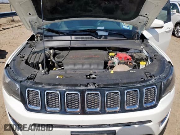 ✅ 2019 Jeep Compass Limited • VIN: 3C4NJDCB9KT650037 • Лот: 82364895. Опубликован ранее на Copart с пробегом 95 895 миль. Бесплатный доступ к архиву аукционных продаж из США и подробный отчёт об истории автомобиля на DreamBid. Изображение 12.