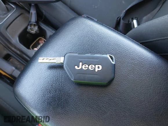 ✅ 2021 Jeep Wrangler Unlimited Sport S • VIN: 1C4HJXDG5MW804748 • Lot: 41878895. Listed on IAAI with 35,839 mi. Free auction sales archive from the USA and detailed vehicle history report at DreamBid. Image 11.