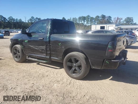 ✅ 2016 Ram 1500 Express • VIN: 3C6JR6AG0GG135629 • Lot: 90694215. Wystawiony na Copart z przebiegiem 227 675 mil. Bezpłatny archiwum sprzedaży aukcyjnych z USA i szczegółowy raport historii pojazdu na DreamBid. Zdjęcie 2.