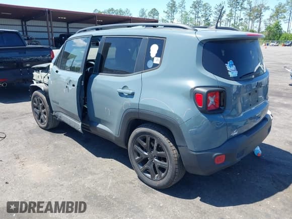 ✅ 2018 Jeep Renegade Altitude • VIN: ZACCJABB6JPH99941 • Lot: 42075982. Wystawiony na IAAI z przebiegiem 76 104 mil. Bezpłatny archiwum sprzedaży aukcyjnych z USA i szczegółowy raport historii pojazdu na DreamBid. Zdjęcie 3.