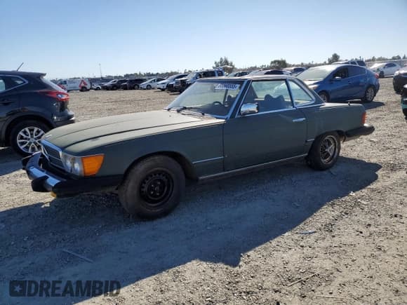 ✅ 1976 Mercedes-Benz SL • VIN: 10704412035131 • Lot: 85568555. Listed on Copart with 146,833 mi. Free auction sales archive from the USA and detailed vehicle history report at DreamBid. Image 1.