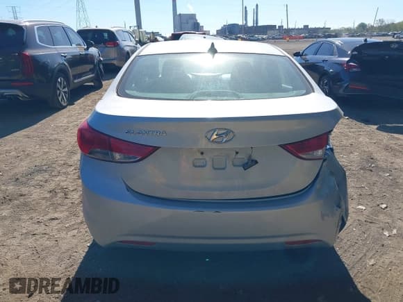 ✅ 2012 Hyundai Elantra GLS • VIN: 5NPDH4AE9CH089974 • Lot: 43474560. Listed on IAAI with 174,190 mi. Free auction sales archive from the USA and detailed vehicle history report at DreamBid. Image 16.