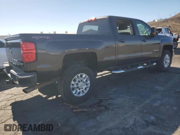 ✅ 2016 Chevrolet Silverado 2500HD LT • VIN: 1GC1KVEG8GF210600 • Лот: 90483105. Опубликован ранее на Copart с пробегом Не указан. Бесплатный доступ к архиву аукционных продаж из США и подробный отчёт об истории автомобиля на DreamBid. Изображение 3.