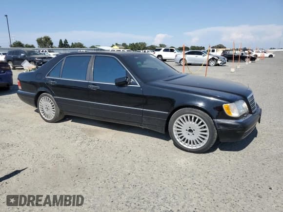 ✅ 1999 Mercedes-Benz S 320/430/500 • VIN: WDBGA33G7XA422291 • Lot: 60374865. Listed on Copart with 111,792 mi. Free auction sales archive from the USA and detailed vehicle history report at DreamBid. Image 4.