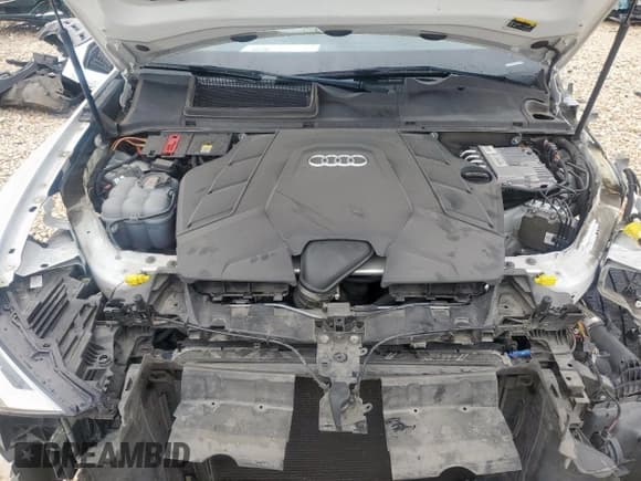 ✅ 2020 Audi Q8 Premium Plus • VIN: WA1EVAF16LD017440 • Lot: 60694505. Wystawiony na Copart z przebiegiem 106 226 mil. Bezpłatny archiwum sprzedaży aukcyjnych z USA i szczegółowy raport historii pojazdu na DreamBid. Zdjęcie 12.