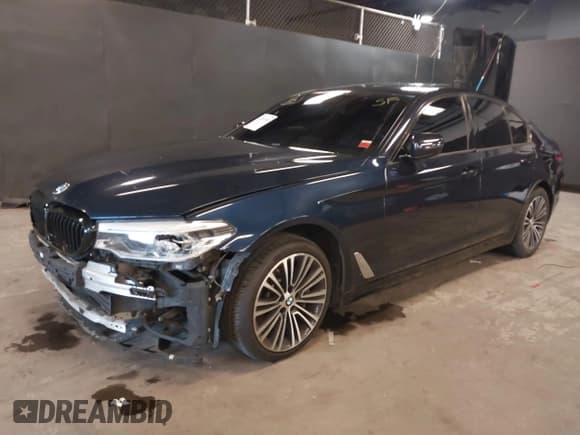 ✅ 2017 BMW 5 Series 540i xDrive • VIN: WBAJE7C36HWA03451 • Лот: 42012640. Опубликован ранее на IAAI с пробегом 65 193 миль. Бесплатный доступ к архиву аукционных продаж из США и подробный отчёт об истории автомобиля на DreamBid. Изображение 19.