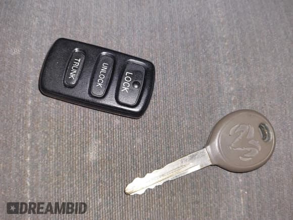 ✅ 2002 Dodge Stratus SE/SXT • VIN: 4B3AG42G12E126990 • Lot: 41611119. Wystawiony na IAAI z przebiegiem 92 871 mil. Bezpłatny archiwum sprzedaży aukcyjnych z USA i szczegółowy raport historii pojazdu na DreamBid. Zdjęcie 11.