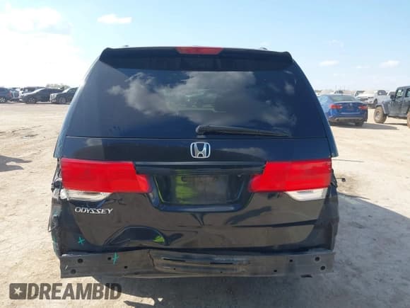 ✅ 2009 Honda Odyssey EX-L • VIN: 5FNRL38619B020085 • Лот: 43192135. Опубликован ранее на IAAI с пробегом 166 429 миль. Бесплатный доступ к архиву аукционных продаж из США и подробный отчёт об истории автомобиля на DreamBid. Изображение 17.