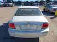 2004 Hyundai Sonata GLS z VIN KMHWF35H34A971076, wystawiony jako IAAI lot #41817272 z przebiegiem 125 278 mil mil oraz . Historia ofert i sprzedaży dostępna na DreamBid. Obrazek 16.