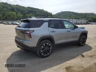 ✅ 2025 Chevrolet Equinox FWD RS • VIN: 3GNAXLEG6SL166091 • Lot: 67595485. Wystawiony na Copart z przebiegiem 9 960 mil. Bezpłatny archiwum sprzedaży aukcyjnych z USA i szczegółowy raport historii pojazdu na DreamBid. Zdjęcie 3.