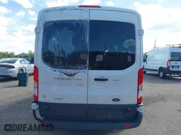 ✅ 2016 Ford Transit XL • VIN: 1FBAX2CG1GKB24186 • Lot: 42278114. Wystawiony na IAAI z przebiegiem 38 991 mil. Bezpłatny archiwum sprzedaży aukcyjnych z USA i szczegółowy raport historii pojazdu na DreamBid. Zdjęcie 16.