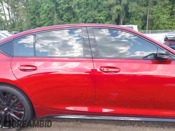 ✅ 2022 Cadillac CT5-V • VIN: 1G6DV5RW8N0123188 • Lot: 42483153. Listed on IAAI with 47,244 mi. Free auction sales archive from the USA and detailed vehicle history report at DreamBid. Image 13.