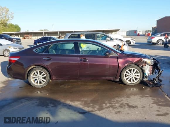 ✅ 2014 Toyota Avalon Limited • VIN: 4T1BK1EB9EU089596 • Lot: 43510529. Wystawiony na IAAI z przebiegiem 95 578 mil. Bezpłatny archiwum sprzedaży aukcyjnych z USA i szczegółowy raport historii pojazdu na DreamBid. Zdjęcie 13.