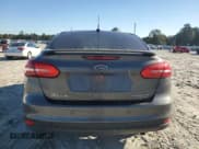 ✅ 2015 Ford Focus Titanium • VIN: 1FADP3J26FL304137 • Lot: 89453055. Wystawiony na Copart z przebiegiem 128 815 mil. Bezpłatny archiwum sprzedaży aukcyjnych z USA i szczegółowy raport historii pojazdu na DreamBid. Zdjęcie 6.