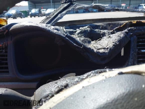 ✅ 2018 Hyundai Sonata SE • VIN: 5NPE24AF8JH613482 • Лот: 43201766. Опубликован ранее на IAAI с пробегом 79 356 миль. Бесплатный доступ к архиву аукционных продаж из США и подробный отчёт об истории автомобиля на DreamBid. Изображение 7.