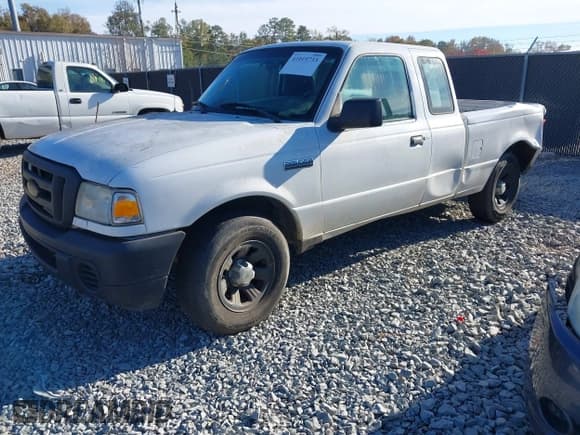 ✅ 2010 Ford Ranger XL • VIN: 1FTKR1EE7APA16407 • Lot: 41019733. Wystawiony na IAAI z przebiegiem 172 609 mil. Bezpłatny archiwum sprzedaży aukcyjnych z USA i szczegółowy raport historii pojazdu na DreamBid. Zdjęcie 18.