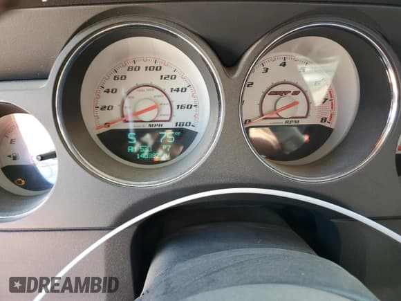 ✅ 2012 Dodge Challenger SRT-8 392 • VIN: 2C3CDYCJ7CH155511 • Lot: 86249734. Wystawiony na Copart z przebiegiem 140 382 mil. Bezpłatny archiwum sprzedaży aukcyjnych z USA i szczegółowy raport historii pojazdu na DreamBid. Zdjęcie 9.