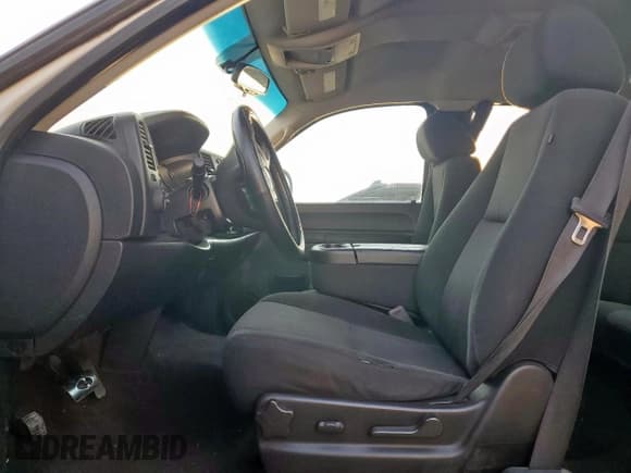 ✅ 2013 GMC Sierra 1500 SLE • VIN: 1GTR1VE04DZ101604 • Lot: 66315855. Wystawiony na Copart z przebiegiem 248 155 mil. Bezpłatny archiwum sprzedaży aukcyjnych z USA i szczegółowy raport historii pojazdu na DreamBid. Zdjęcie 7.