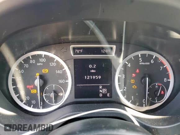 ✅ 2017 Infiniti QX30 Premium • VIN: SJKCH5CPXHA035207 • Лот: 58467325. Опубликован ранее на Copart с пробегом 121 959 миль. Бесплатный доступ к архиву аукционных продаж из США и подробный отчёт об истории автомобиля на DreamBid. Изображение 9.