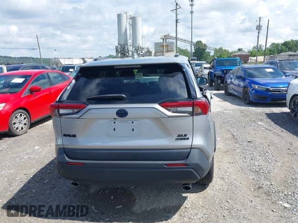 ✅ 2021 Toyota RAV4 Hybrid XLE • VIN: 4T3RWRFV8MU046559 • Лот: 42744554. Опубликован ранее на IAAI с пробегом 36 274 миль. Бесплатный доступ к архиву аукционных продаж из США и подробный отчёт об истории автомобиля на DreamBid. Изображение 16.