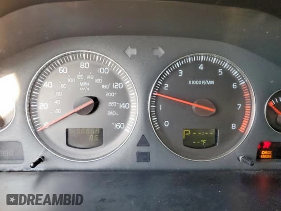 ✅ 2005 Volvo S80 • VIN: YV1TS592051400631 • Lot: 71084225. Wystawiony na Copart z przebiegiem 158 658 mil. Bezpłatny archiwum sprzedaży aukcyjnych z USA i szczegółowy raport historii pojazdu na DreamBid. Zdjęcie 9.