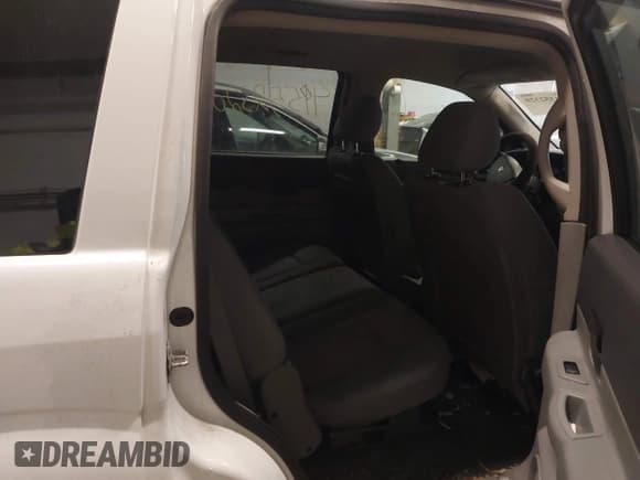 ✅ 2008 Dodge Durango • VIN: 1D8HB38N98F141108 • Lot: 41552320. Listed on IAAI with 123,597 mi. Free auction sales archive from the USA and detailed vehicle history report at DreamBid. Image 8.