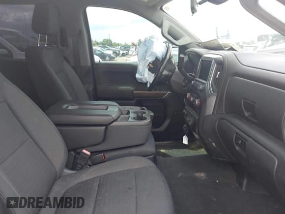 ✅ 2019 Chevrolet Silverado 1500 LT • VIN: 1GCPWCED4KZ111207 • Lot: 42992857. Wystawiony na IAAI z przebiegiem 86 934 mil. Bezpłatny archiwum sprzedaży aukcyjnych z USA i szczegółowy raport historii pojazdu na DreamBid. Zdjęcie 5.