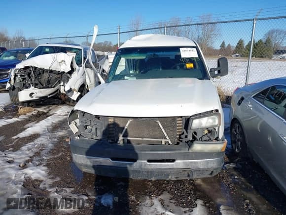 ✅ 2006 Chevrolet Silverado 1500 • VIN: 1GBHC23246F128626 • Лот: 41574542. Опубликован ранее на IAAI с пробегом Не указан. Бесплатный доступ к архиву аукционных продаж из США и подробный отчёт об истории автомобиля на DreamBid. Изображение 12.