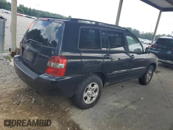 2004 Toyota Highlander z VIN JTEGD21A040092430, wystawiony jako Copart lot #69725745 z przebiegiem 201 447 mil mil oraz Czysty tytuł • Clean title. Historia ofert i sprzedaży dostępna na DreamBid. Obrazek 3.