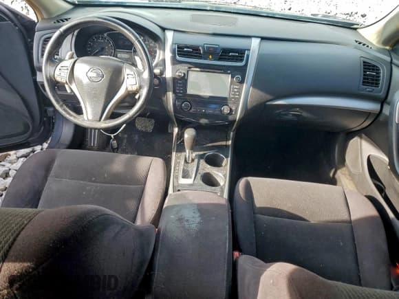 ✅ 2013 Nissan Altima SV • VIN: 1N4BL3AP3DC119491 • Lot: 93887065. Listed on Copart with 256,900 mi. Free auction sales archive from the USA and detailed vehicle history report at DreamBid. Image 8.